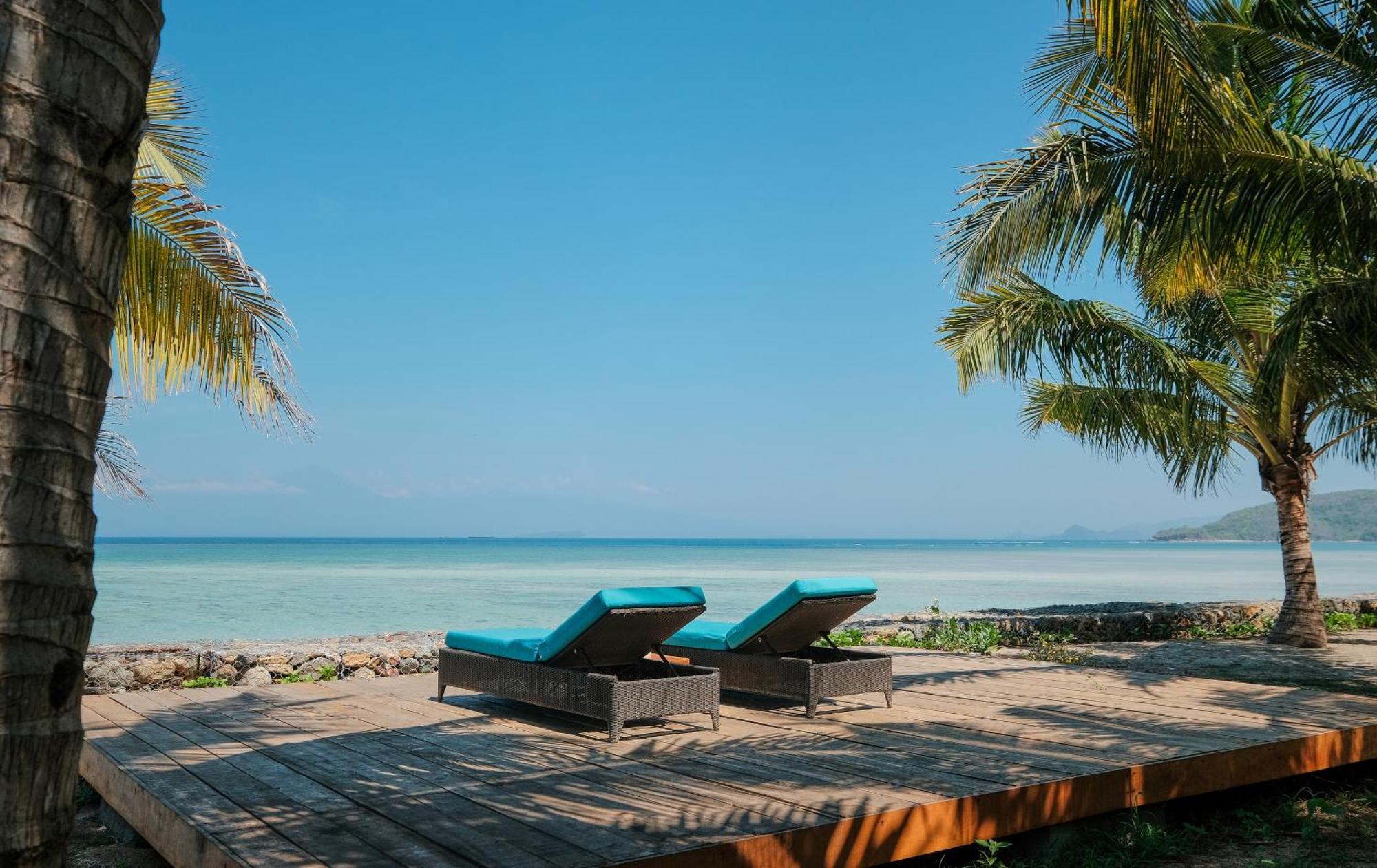 Myamo Beach Lodge Jereweh Exterior foto